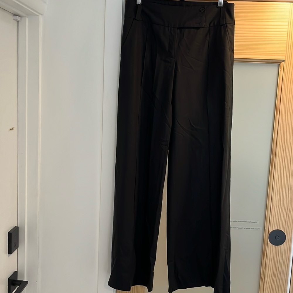 Super stylish BCBG wide leg pants